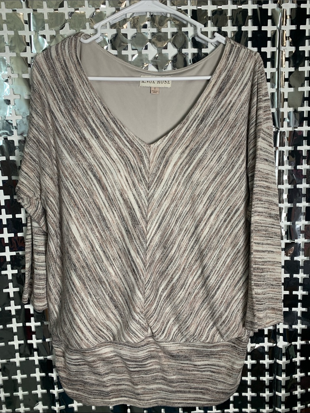 Knox Rose Striped V-Neck Knit Top in Taupe and Cream